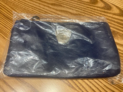 Milwaukee Brewers Wristlet SGA 5/14/23 Mother's Day  NIB Cover