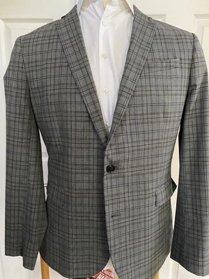 J. Ferrar Two Piece Suit - Men's 42R Slim Fit 32x29 Pant Charcoal/Black - Image 1 of 4