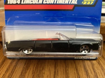 2000 HOT WHEELS 1964 LINCOLN CONTINENTAL CONVERTIBLE W/ 5 HOLE DOT WHEELS BLACK! - Image 1 of 2