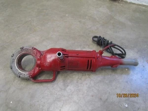 Ridgid 700 Threading Machine - Picture 1 of 2