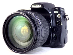 Nikon D300 Digital SLR Camera 12.3MP + AF Nikkor 24-120mm f/3.5-5.6D Lens Japan! - Picture 1 of 14