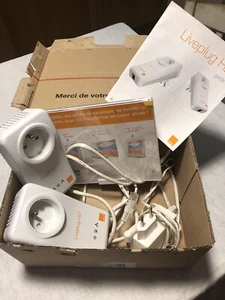 2 HD+ Orange 200 Liveplug + 2 Câbles Ethernet + Modem + Alimentation Neufs - Photo 1/4
