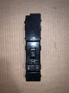 Interruptor de ventana eléctrica para pasajeros 15132194 03-06 Tahoe Silverado Yukon Sierra OEM - Imagen 1 de 4