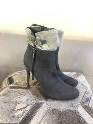 Cesare Paciotti Women's Gray Suede Shearling Ankle Boot Sz 39 (US 9) Italy - Image 1 of 4