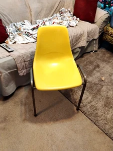 Fiberglass Vintage Chair Herman Miller? Eames Era MCM Patio TULIP - Picture 1 of 19