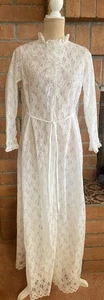 Vintage Miss Elaine Ivory Lace Robe Lingerie Long Maxi - Picture 1 of 11