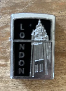 ZIPPO 2007 BIG BEN LONDON Textured Lighter - Picture 1 of 3