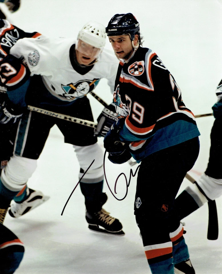 Foto firmada por Travis Green 8x10 NEW YORK ISLANDERS COYOTES Foto 1 de 1