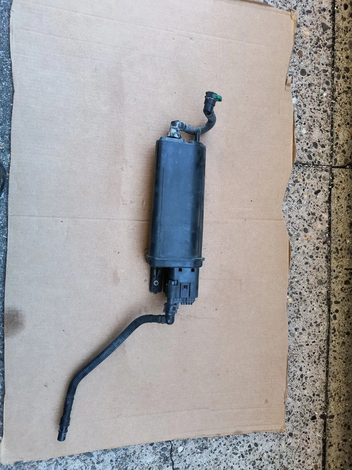 Bote de carbón de vapor combustible TOYOTA PRIUS Prime 16 17 18 19 20 21 22 77740-47110 Foto 1 de 4