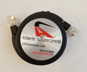 CAT5e Retractable Ethernet Cable 4 feet - RJ45 to RJ45 - Picture 1 of 3