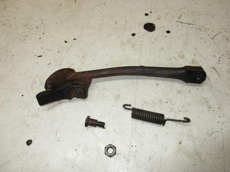 82 83 84 85 86 1985 Honda Magna V65 VF1100C VF1100 soporte de cabra Foto 1 de 1