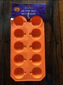 THANKSGIVING HALLOWEEN PUMPKIN CANDY CHOCOLATE MOLD ICE TRAY  - Picture 1 of 3