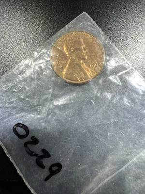 1964 D Lincoln Memorial Cent Penny Uncirculated US Mint - Image 1 of 4