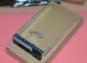 Plateau caddy disque dur SAS SATA SAS Dell X7K8W 0X7K8W 3,5"T640 R740 R740xd R940 C6420 - Photo 1/4