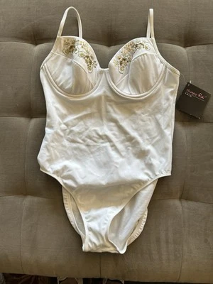 NWT Women's Shapewear Swimsuit – White, Size 14 - Image 1 of 4
