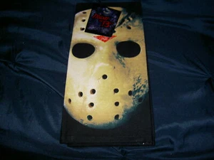 ICUP FRIDAY THE 13TH KITCHEN DISH TOWEL JASON FACE 2019 HALLOWEEN NEW - Picture 1 of 11