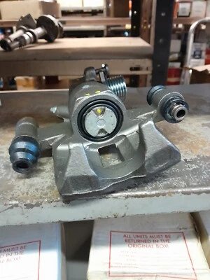 A1 GM REAR BRAKE CALIPER L/H - Image 1 of 4