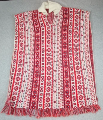 Womens Knit Poncho Red & White Fringe w/ Collar Open Sides Vintage One Size - Image 1 of 4