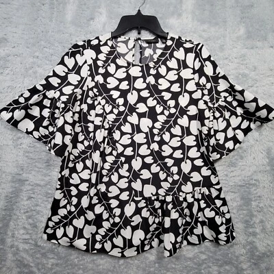 Camisa halógena para mujer XS negra blanca floral corazón volantes manga corta ojo de cerradura Foto 1 de 4