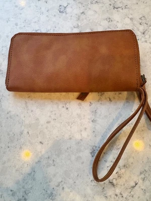 Cartera sin asas Free People cartera vegana imitación cuero marrón tostado boho Foto 1 de 4