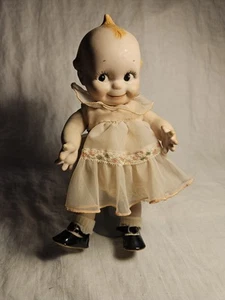 Muñeca Kewpie de porcelana vintage 10,5 totalmente articulada con pestañas vestido rosa  - Imagen 1 de 24
