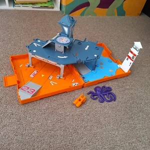 Matchbox Pop Up Harbor Patrol OCTOPUS sea Playset Fold N Go Easy Carry Car Toy - Picture 1 of 24