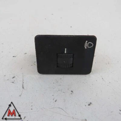 Button 735245799 for FIAT PANDA 141A 1986-2003 used (81277) Foto 1 de 4