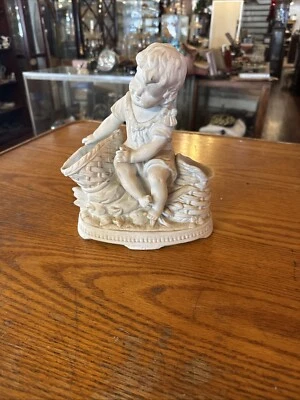 Art Nouveau sculpture white porcelain bisque: Girl with 2 baskets - Image 1 of 2