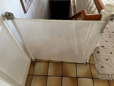 Treppenschutzgitter Rollo von Gaterol 140 cm Beige (1 Stück oder 2 Stücke) - Bild 1 von 4