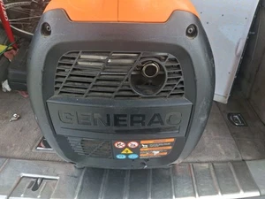 GENERAC IQ2000 2000W Portable Generator Inverter Used - Picture 1 of 4