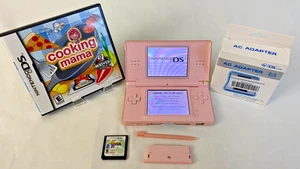 Nintendo DS Lite Pink Console w/ Cooking Mama, Hannah Montana & New AC Adapter - Picture 1 of 13