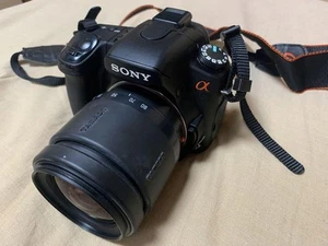 digital SLR camera - Picture 1 of 3