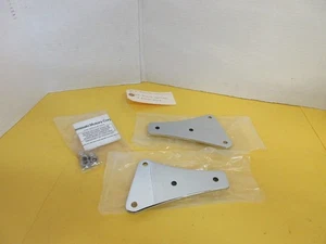 '03-'06 N.O.S OEM Kawasaki Vulcan VN 1500 backrest support plate #K53021-090A - Bild 1 von 5