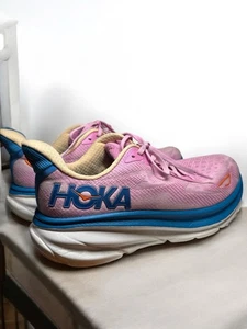 Hoka One One Clifton 9 Women’s Size 10 Pink Training Athletic Running Sneakers - Picture 1 of 11