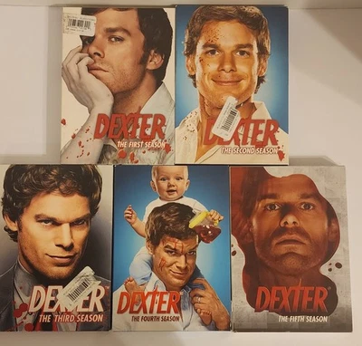 Dexter: Seasons 1-5 DVD Box Sets  Foto 1 de 3