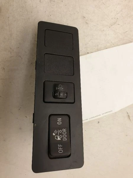 Toyota Tundra Max 2012 conjunto de interruptor de control de lámpara de cama  Foto 1 de 4