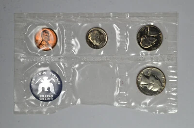 1965 SMS Set Coins 1C 5C 10C 25C in Mint Cellophane - Image 1 of 3