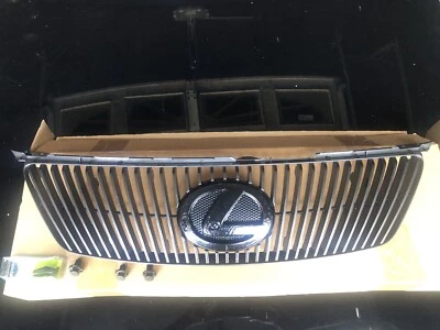 Parrilla superior Lexus IS 250 OEM  Foto 1 de 4