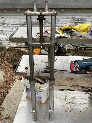 86 suzuki rm80 triple árbol y horquillas frontales Foto 1 de 4