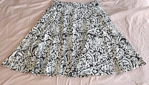 Adrienne Vittadini Skirt Women's M Pull On Black White Pockets Nylon Spandex - Picture 1 of 9