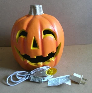 HAPPY Pumpkin Jack O Lantern Blow Mold Halloween Lighted 9.5" H - Picture 1 of 19