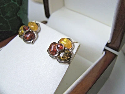 GORGEOUS SOLID STERLING SILVER HONEY GREEN COGNAC AMBER STUD EARRINGS STUDS — 第 1/4 张图片