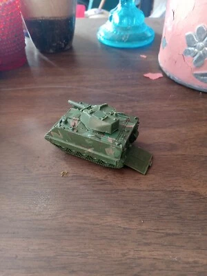 1983 Hot Wheels Action Command Series Command Tank Green Camo LOOSE - Image 1 of 4