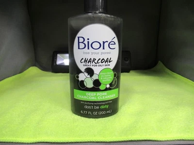 Lot of 3 Biore Deep Pore Charcoal Cleanser 6.77 oz Each - Image 1 of 2
