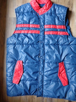 Vtg Puffer Vest Aiseesea Sz M 70s Navy/Red Stripe Snap Front Ski/Snow 38" Chest - Image 1 of 4