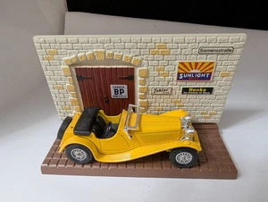 MATCHBOX Yellow 1936 JAGUAR SS-100 Models Of Yesteryear Scale 1:38 Diecast - Picture 1 of 3