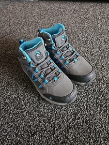 Walking Boots UK size C13. - Picture 1 of 5