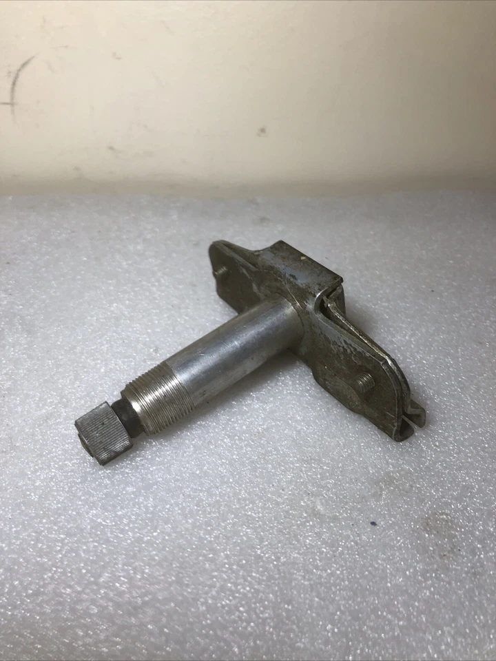 Lucas 72707A Austin A55 A60 Wiper Wheel Box  - Image 1 of 4