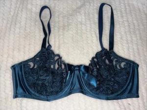 Victoria’s Secret Teal Blue Lace Underwire Bra 34B Unlined Sheer Embroidered - Picture 1 of 3