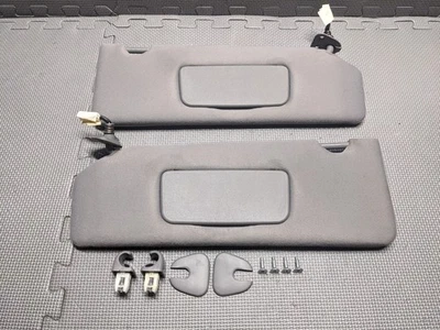 Juego de pares de parasoles laterales para conductor y pasajero Toyota Solara 2004-2008 gris OEM Foto 1 de 4